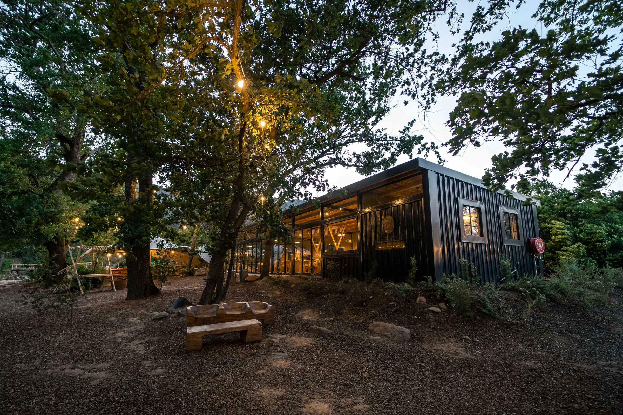 The Oak Shed at De Stilte Riverside Farm